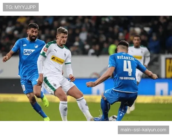 弗赖堡主场迎战海登海姆，中游球队的排名之争